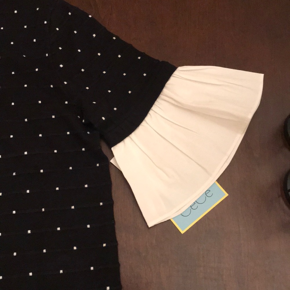 Black and White Bell Sleeve Top - Picture 3 of 6